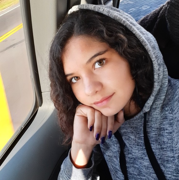 Meet your Posher, Angelina - Picture 1 of 1